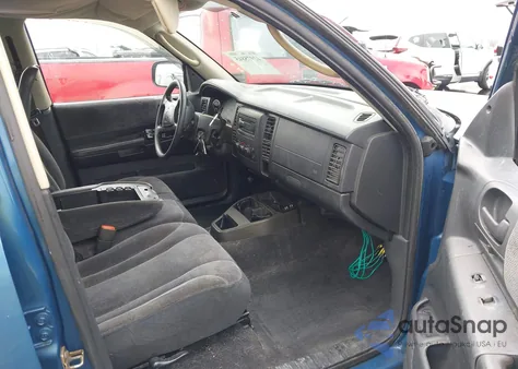 2002 Dodge Dakota Sport from USA, damaged, VIN 1B7HL38N32S624667